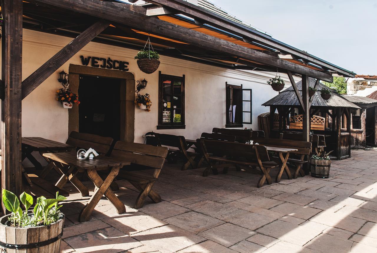 Hotel Pod Kogutkiem Krzywaczka Bagian luar foto