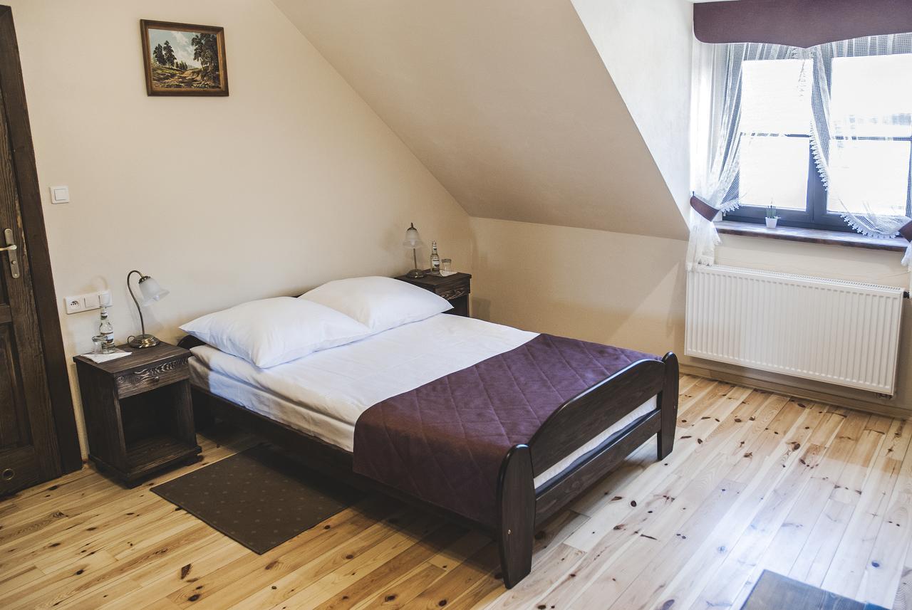 Hotel Pod Kogutkiem Krzywaczka Bagian luar foto